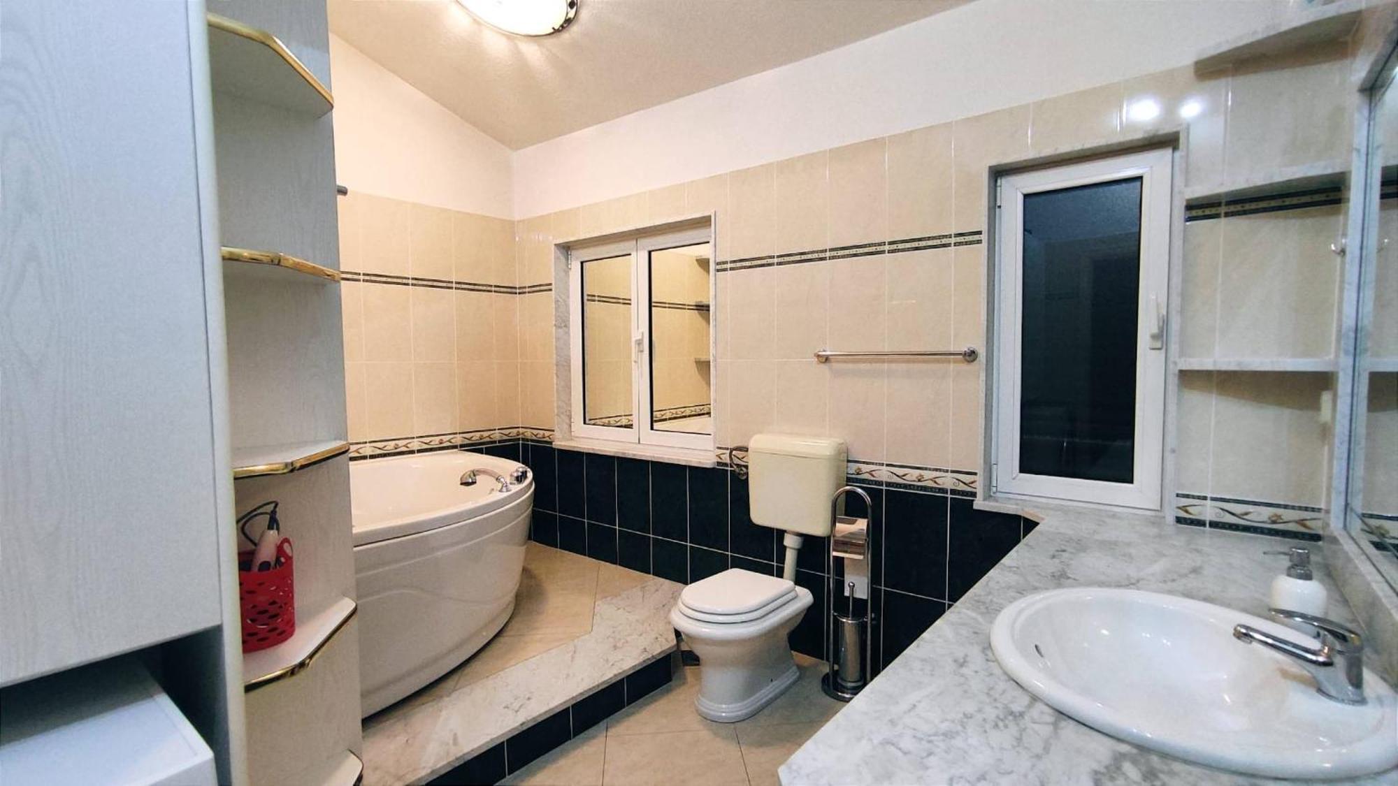 Kastel Stafilic Comfortable Apartments Kaštela Eksteriør billede